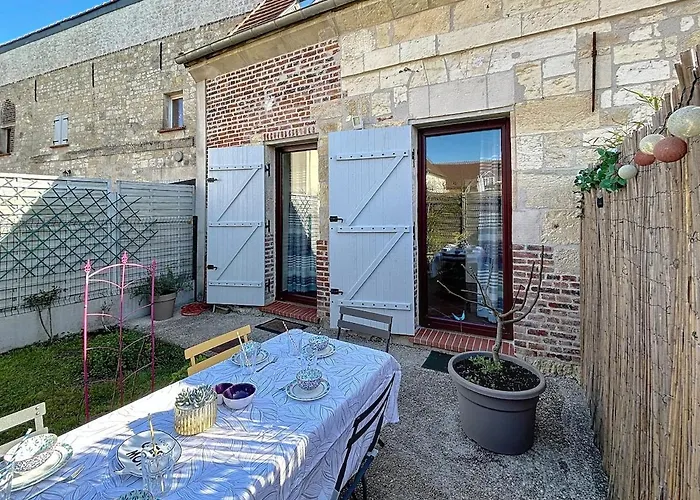 La Maison Des Hirondelles Apartman Lachelle